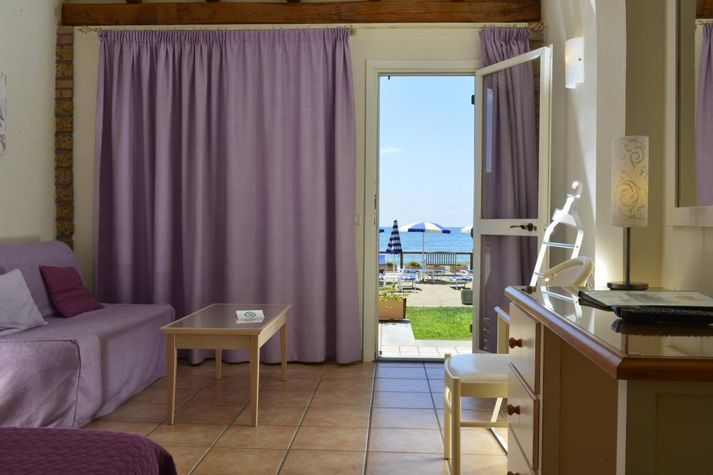 Hotel Acquasanta テッラチーナ エクステリア 写真